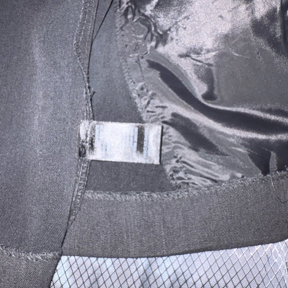 Ambiance Classic Charcoal Blazer with Pin Striped Lining L - Picture 11 of 13